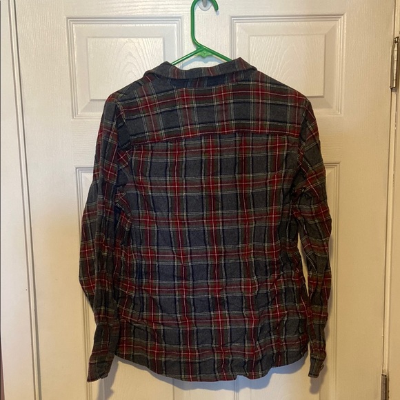 Women's LL Bean relaxed fit flannel - Picture 5 of 5